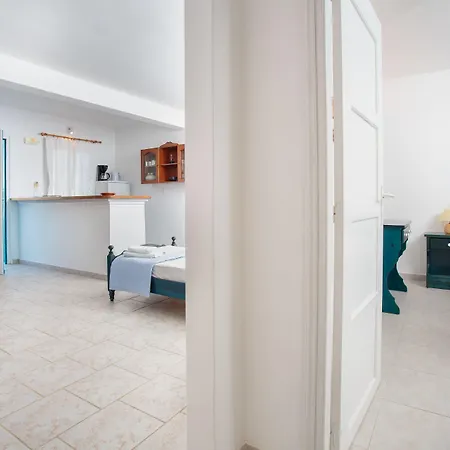 Kandiani Bleu Ciel Apartahotel Naousa (Paros)