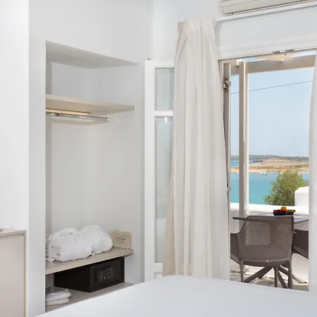 Kandiani Bleu Ciel Naousa (Paros)